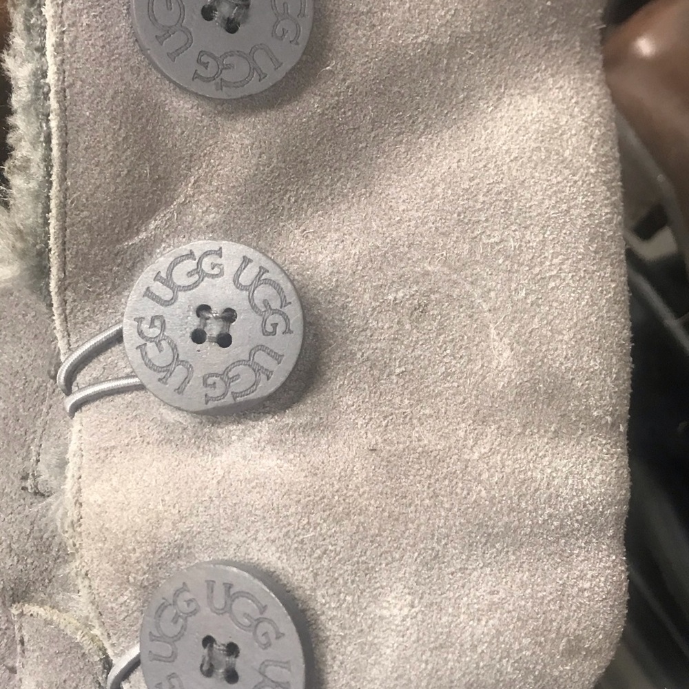 UGGS BOOT - Picture 5 of 6